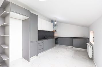 Ap 3 camere cu finisaje premium b-dul Decebal. Arad ferit de agitație anunturi imobiliare Arad