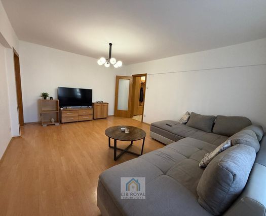 Apartament 3 camere Aviatiei, 80 mp