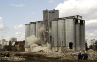 Platformele industriale din Bucureşti sunt dificil de vândut în criză, chiar şi la jumătate de preţ