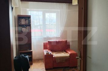 Apartament 4 camere de vanzare SUCEAVA - Suceava anunturi imobiliare Suceava