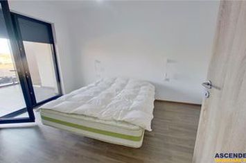 Apartament 2 camere de inchiriat TRACTORUL - Brasov anunturi imobiliare Brasov