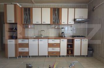 Apartament 3 camere de vanzare MICRO 12 - Dambovita anunturi imobiliare Dambovita
