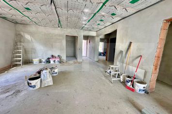 Casă - 4 camere de vanzare ALBA IULIA - Alba anunturi imobiliare Alba