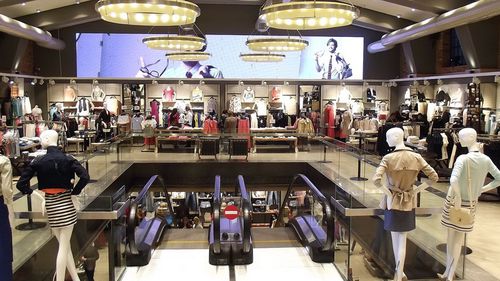 București Mall găzduiește cel mai mare magazin Koton din România