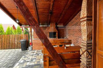 Casă - 8 camere de vanzare BECLEAN - Bistrita-Nasaud anunturi imobiliare Bistrita-Nasaud