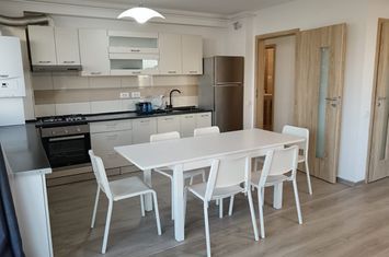 Apartament 3 camere de inchiriat TRACTORU - Brasov anunturi imobiliare Brasov