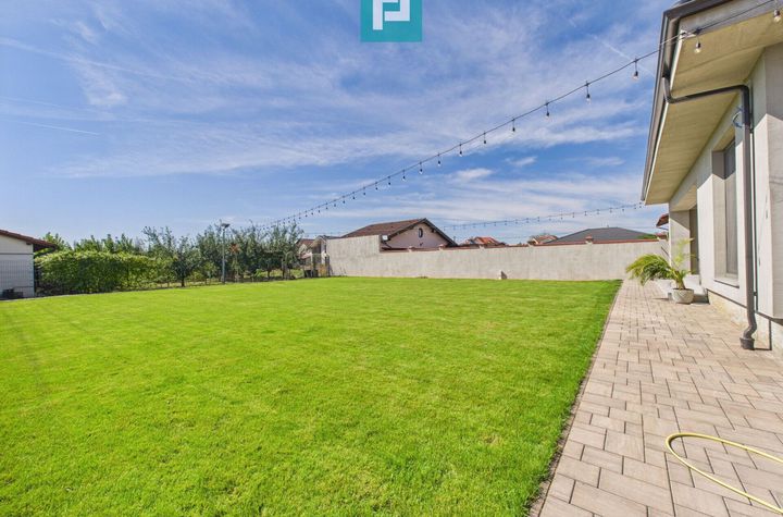 Casă premium la sol, Livada. anunturi imobiliare Arad