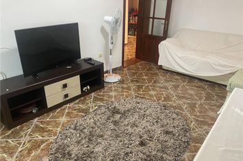 Apartament 3 camere de vanzare CENTRAL - Vrancea anunturi imobiliare Vrancea