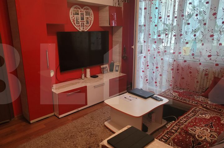Apartament 3 camere de vanzare ARAD - Arad anunturi imobiliare Arad