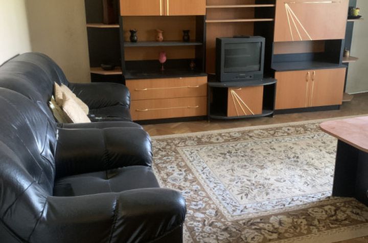 Apartament 3 camere de vanzare GEORGE ENESCU - Dolj anunturi imobiliare Dolj