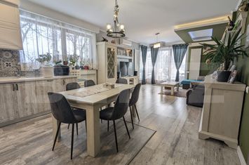 Apartament 3 camere de vanzare CLUJ-NAPOCA - Cluj anunturi imobiliare Cluj