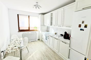 Apartament 2 camere de inchiriat TRACTORUL - Brasov anunturi imobiliare Brasov