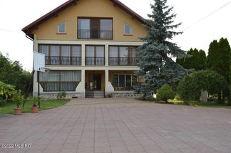 Vilă 5 cam de vânzare Arges - Centru