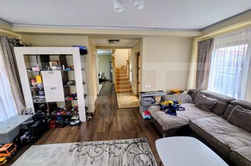 Vilă - 4 camere de vanzare FLORESTI - Cluj anunturi imobiliare Cluj