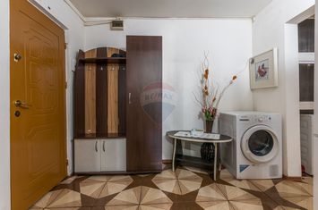 Apartament cu 2 camere de vânzare în zona Nord-Vest anunturi imobiliare Vaslui
