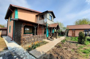 Casă - 4 camere de vanzare DOMNESTI - Bucuresti anunturi imobiliare Bucuresti