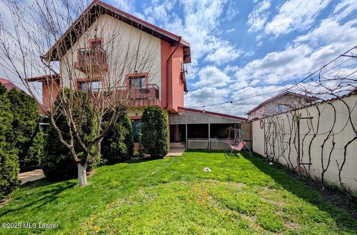 Branesti, Vila P+1+M, 4 dormitoare, 5 bai, 273 mp utili, 501 mp teren anunturi imobiliare Bucuresti