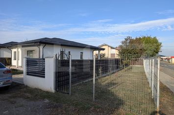Casă - 3 camere de vanzare VOROVESTI - Iasi anunturi imobiliare Iasi