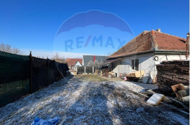 Apartament la casă duplex, 5 minute de centrul Cisnădiei anunturi imobiliare Sibiu