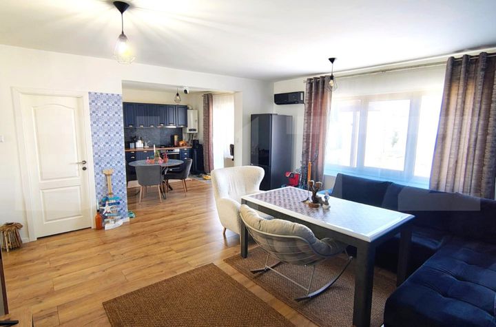 Casă - 3 camere de vanzare CRAIOVA - Dolj anunturi imobiliare Dolj