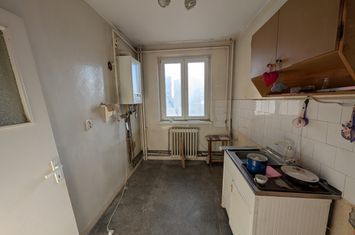 Apartament 2 camere de vanzare BACAU - Bacau anunturi imobiliare Bacau