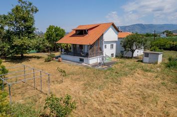 Casă 51 mp, teren 1000 mp — 120 m de plajă anunturi imobiliare Grecia