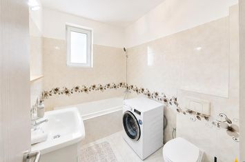 Apartament 2 camere de vanzare RASNOV - Brasov anunturi imobiliare Brasov