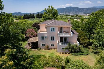Casă individuală 390 mp pe teren 4.350 mp, Nea Peramos anunturi imobiliare Grecia