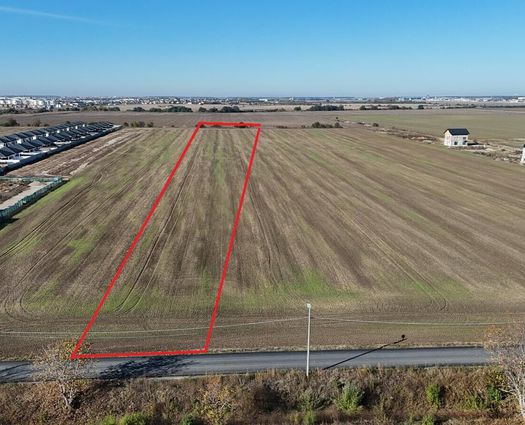 Teren Intravilan Tunari, 16299 mp