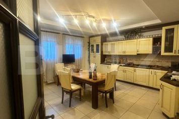 Vilă - 9 camere de vanzare P-TA SFANTUL STEFAN - Bucuresti anunturi imobiliare Bucuresti