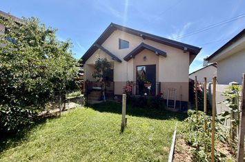 Casă - 3 camere de vanzare CRAIOVA - Dolj anunturi imobiliare Dolj
