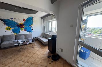 Vanzare apartament decomandat 4 camere loc de parcare Crangasi piata metrou anunturi imobiliare Bucuresti