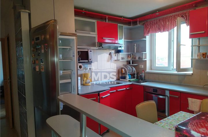 Apartament 3 camere de vanzare CENTRAL - Timis anunturi imobiliare Timis