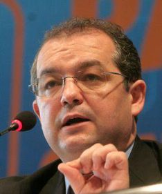 Emil Boc: Prima Casa nu e Mos Craciun