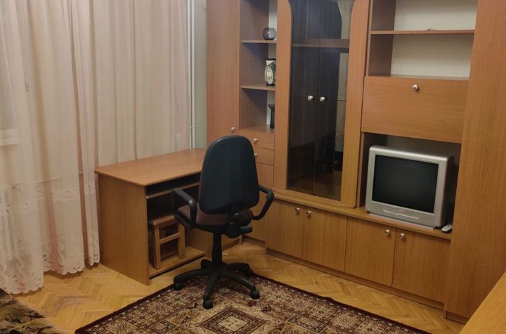 Apartament 4 camere de inchiriat ORADEA - Bihor anunturi imobiliare Bihor