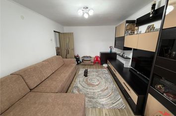 Apartament 2 camere de vanzare NORD - Vrancea anunturi imobiliare Vrancea