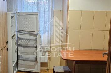 Apartament 3 camere, centrala proprie,boxa, zona Gheorghe Lazar anunturi imobiliare Timis