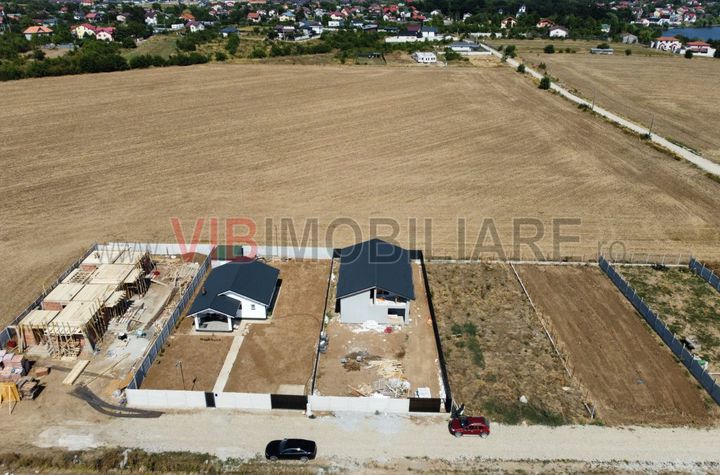 Vila Balotesti 7 Camere -224 mp casa - 507 mp teren -  aproape de lac - Se vinde la cheie anunturi imobiliare Bucuresti