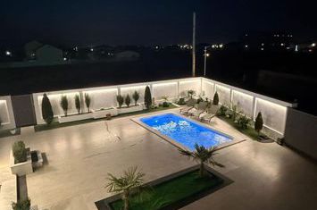 Vilă - 7 camere de vanzare MALU MARE - Dolj anunturi imobiliare Dolj