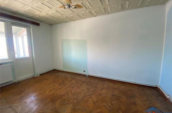 Apartament 2 camere de vanzare CENTRAL - Suceava anunturi imobiliare Suceava