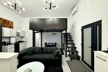 Apartament 2 camere ultracentral, împărțit în 2 unități – parcare anunturi imobiliare Cluj