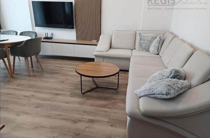 Apartament 6 camere de vanzare TRACTORUL - Brasov anunturi imobiliare Brasov