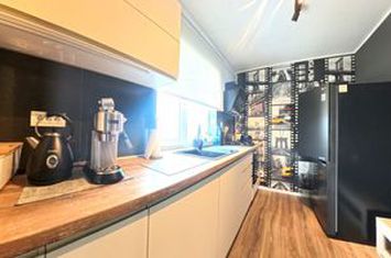 Apartament 2 camere Sisesti - dec- etaj 1/3 - mobilat si utilat lux anunturi imobiliare Bucuresti