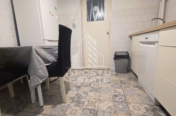 Apartament decomandat, 2 camere, parter, Micalaca anunturi imobiliare Arad