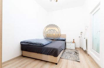 Apartament 2 camere de vanzare ULTRACENTRAL - Bihor anunturi imobiliare Bihor