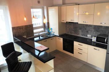 Apartament 2 camere de inchiriat TRACTORUL - Brasov anunturi imobiliare Brasov