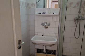 Apartament 4 camere de vanzare 1 MAI - Dolj anunturi imobiliare Dolj