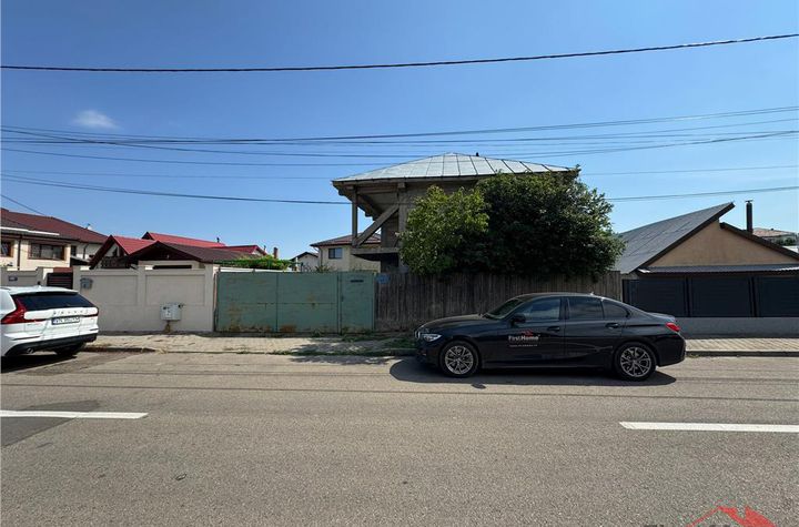 Vilă - 4 camere de vanzare EST - Vrancea anunturi imobiliare Vrancea