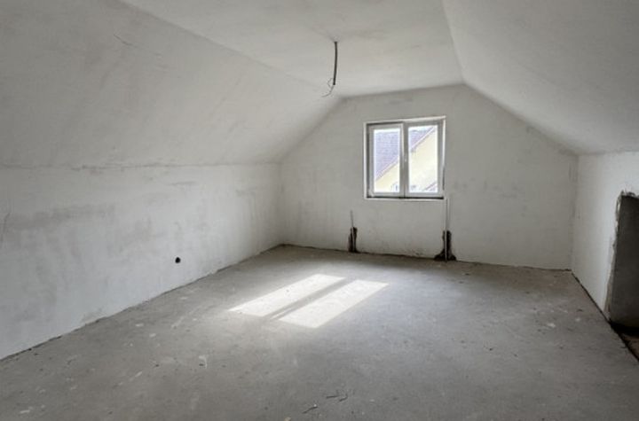 Apartament 3 camere de vanzare TURNISOR - Sibiu anunturi imobiliare Sibiu