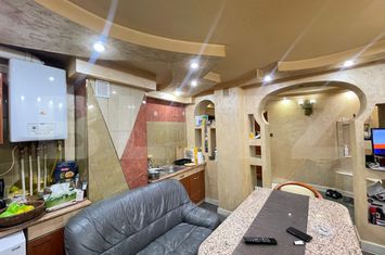 Apartament 3 camere de vanzare GEORGE ENESCU - Dolj anunturi imobiliare Dolj